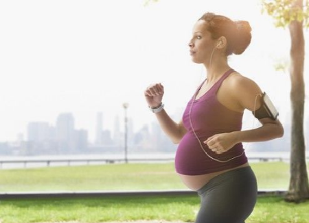đi bộ khi mang thai có tốt không ?
