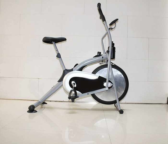 Xe đạp tập thể dục titan K8204
