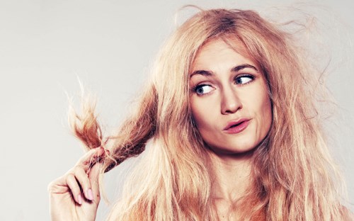 Chăm sóc tóc chẻ ngọn đơn giản với 5 cách này?
