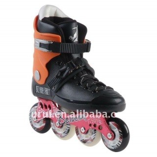 Giầy trượt patin một hàng bánh Filtwo B810